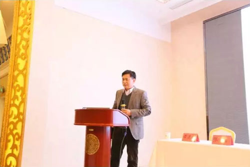 宋銀立秘書長在江蘇閥協(xié)會員會上做《閥門行業(yè)發(fā)展趨勢》專題演講 宋銀立秘書長在江蘇閥協(xié)會員會上做《閥門行業(yè)發(fā)展趨勢》專題演講