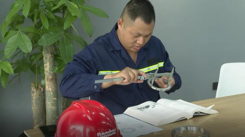 東寶閥門工程師劉余:匠心筑業(yè) 實(shí)干創(chuàng)新 東寶閥門工程師劉余:匠心筑業(yè) 實(shí)干創(chuàng)新